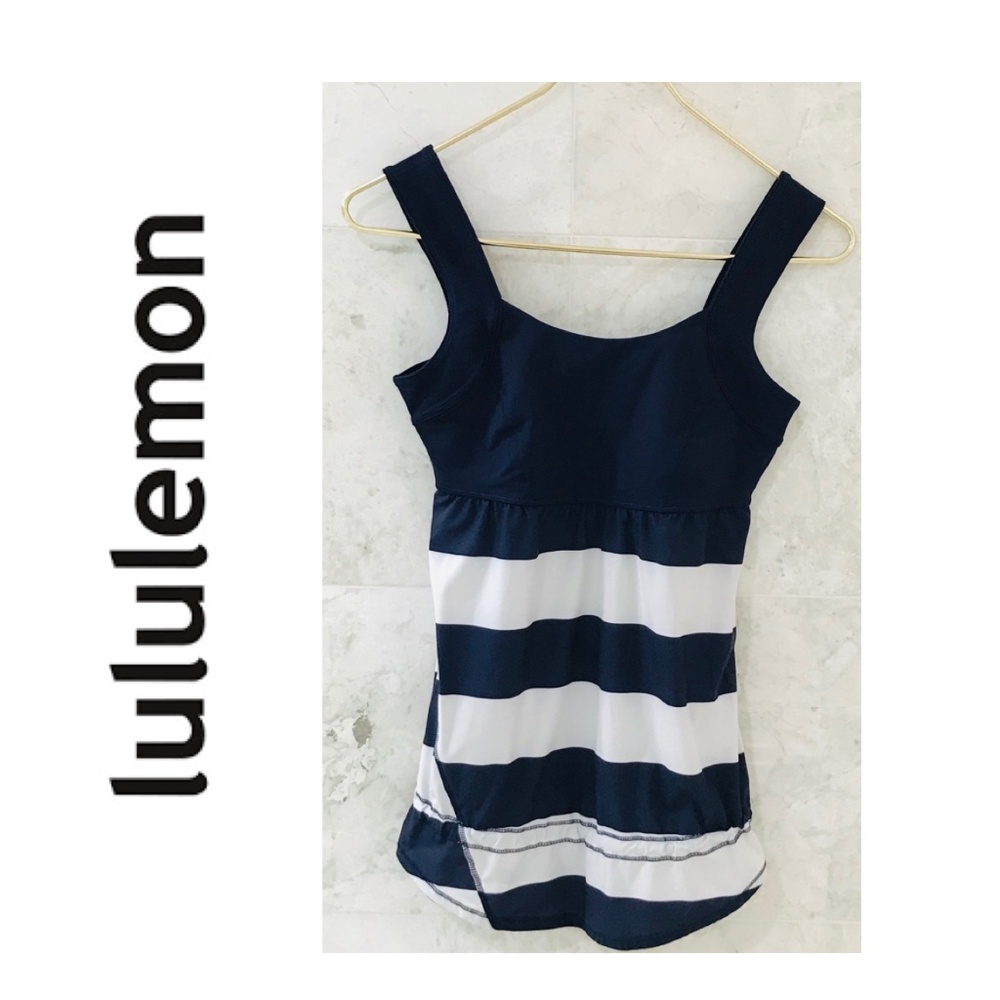LULULEMON {4} Run Chase Me Tank Navy& White Stripe
